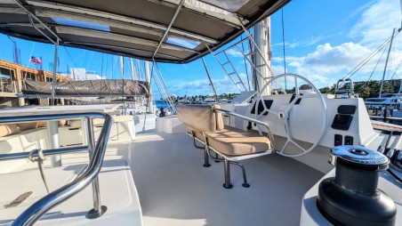 Bali 5.4 - 6 + 2 cab. | Yacht Charter Bahamas | Travelboat