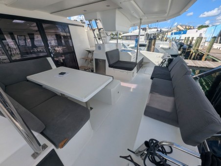 Fountaine Pajot Astrea 42 | Yacht Charter Bahamas | Travelboat