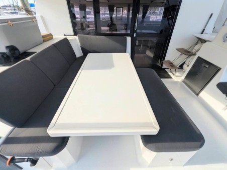 Fountaine Pajot Fountaine Pajot Astrea 42 - 4 + 2 cab. PRINCE DES MERS