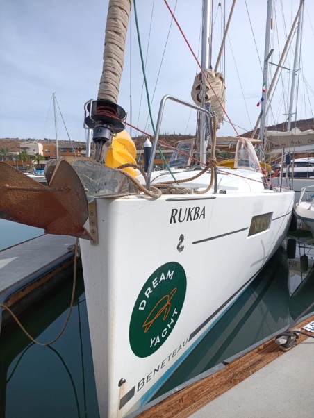 Beneteau Oceanis 41.1 | Yacht Charter Mexico | Travelboat