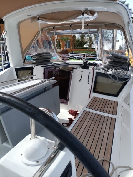Beneteau Oceanis 41.1 | Yacht Charter Mexico | Travelboat