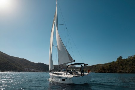 Bavaria Yachtbau Bavaria C38 Arinna