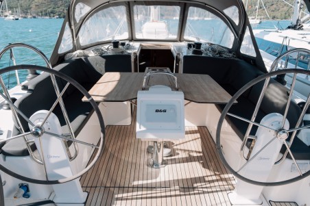 Bavaria Yachtbau Bavaria C42 Nomad