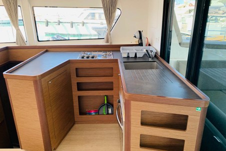 Lagoon 42 | Yacht Charter Greece | Travelboat