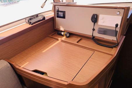 Lagoon 42 | Yacht Charter Greece | Travelboat