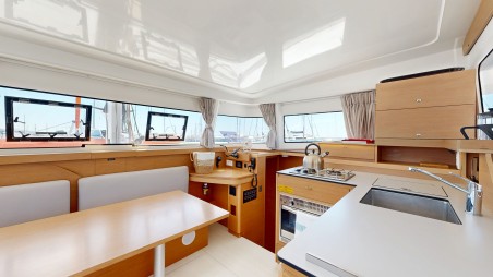 Excess Excess 11 - 4 + 1 cab. Alia