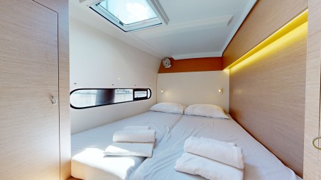 Excess Excess 11 - 4 + 1 cab. Alia