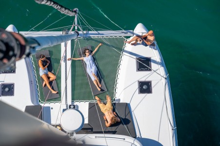 Lagoon Lagoon 43 - 4 + 2 cab. | Yacht Charter Greece | Travelboat
