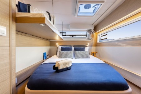 Lagoon 43 - 4 + 2 cab. | Yacht Charter Greece | Travelboat
