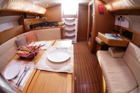 Jeanneau Sun Odyssey 42i Best Men