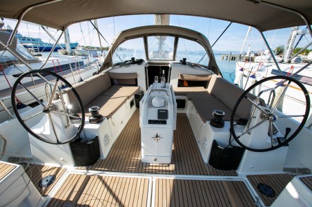 Sun Odyssey 440 | Czarter jachtu Grecja | Travelboat