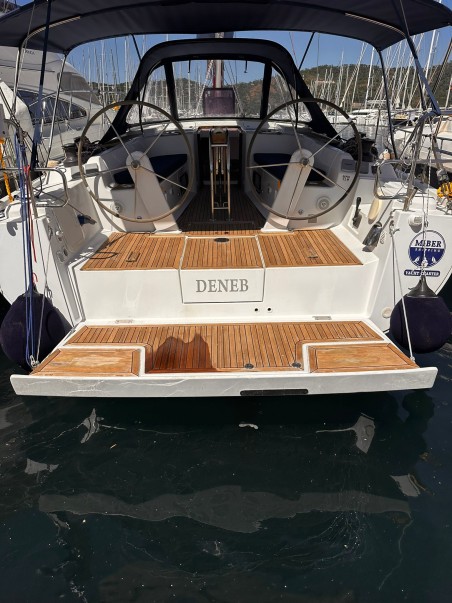 Hanse Yachts Hanse 445 Deneb