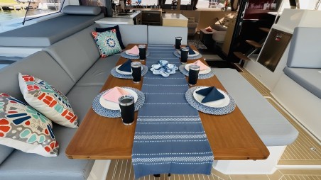 Fountaine Pajot Fountaine Pajot Aura 51 The Big Leboatski