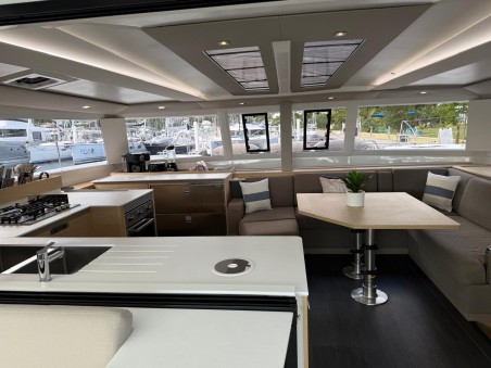 Fountaine Pajot Fountaine Pajot Tanna 47 Maestro - 3 cab. Playful