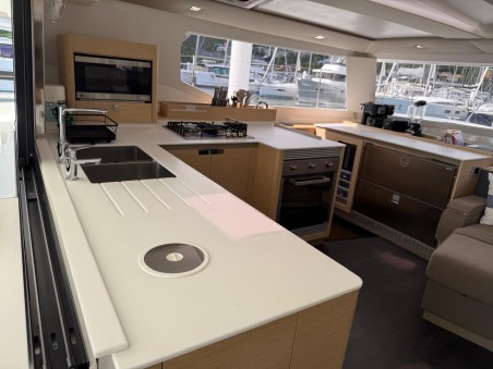Fountaine Pajot Fountaine Pajot Tanna 47 Maestro - 3 cab. Playful