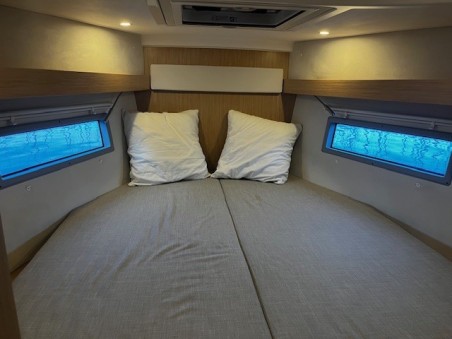 Bavaria Yachtbau Bavaria C38 Black Pearl