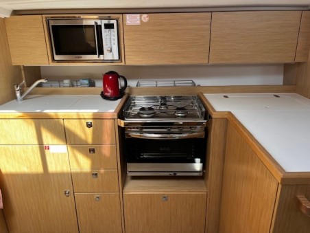 Bavaria Yachtbau Bavaria C42 Ulysse 1