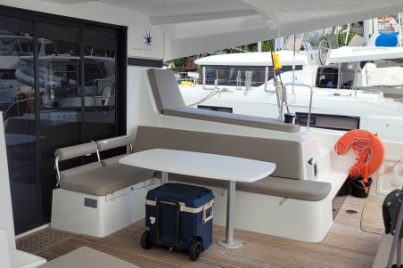 Lagoon 42 - 4 + 2 cab. | Yacht Charter Bahamas | Travelboat