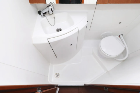 Oceanis 34 | Yacht Charter Croatia | Travelboat