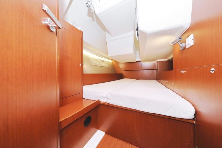 Bénéteau Oceanis 41.1 Black Lion