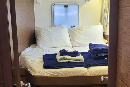 Lagoon 42 - 4 + 2 cab. | Yacht Charter Bahamas | Travelboat
