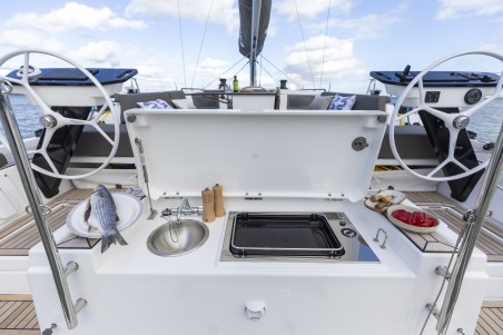 Dufour 44 - 3 cab. | Yacht Charter France | Travelboat