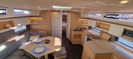 Dufour 44 - 3 cab. | Yacht Charter France | Travelboat