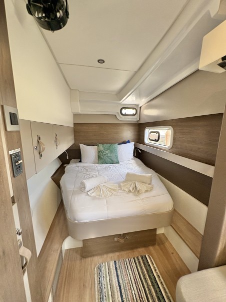 Catana Group Bali Catspace OW Morale Compass