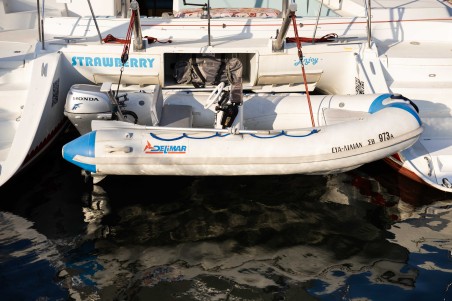 Lagoon-Bénéteau Lagoon 440 - 4 + 2 cab. Strawberry