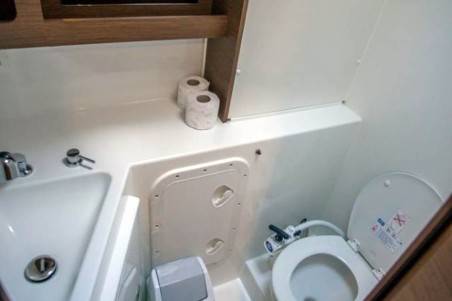 Lagoon-Bénéteau Lagoon 42 - 4 + 2 cab. La Colombe