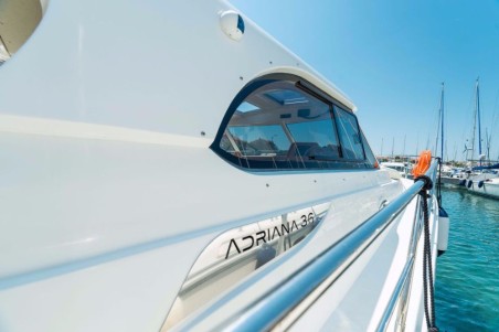 Adriana 36 Mira | Czarter jachtu Chorwacja | Travelboat