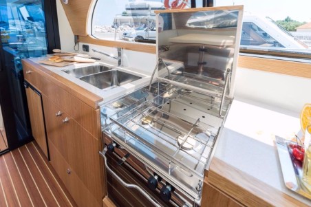 Adriana 36 Mira | Czarter jachtu Chorwacja | Travelboat