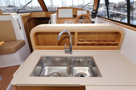 Adriana Adriana 44 | Czarter jachtu Chorwacja | Travelboat