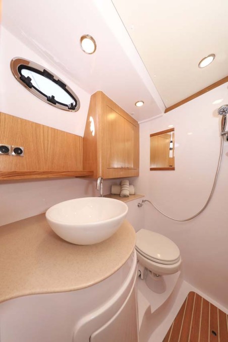 Adriana Adriana 44 | Czarter jachtu Chorwacja | Travelboat