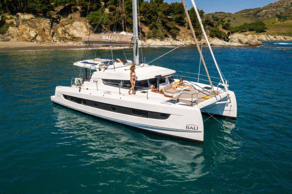 Bali 4.2 Arveskida II | Yacht Charter Italy | Travelboat