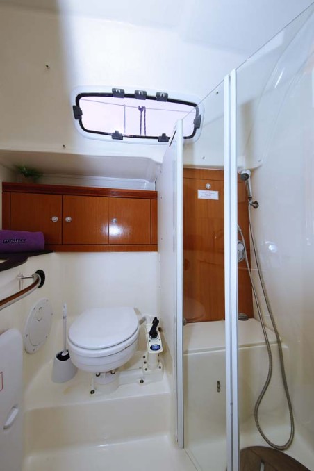 Bavaria Yachtbau Bavaria 43 Cruiser Annabella