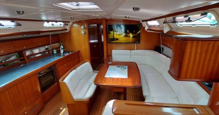 Bavaria 44 | Yacht Charter Croatia | Travelboat