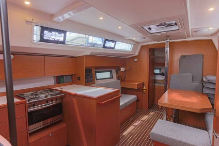 Bavaria C38 | Yacht Charter Greece | Travelboat