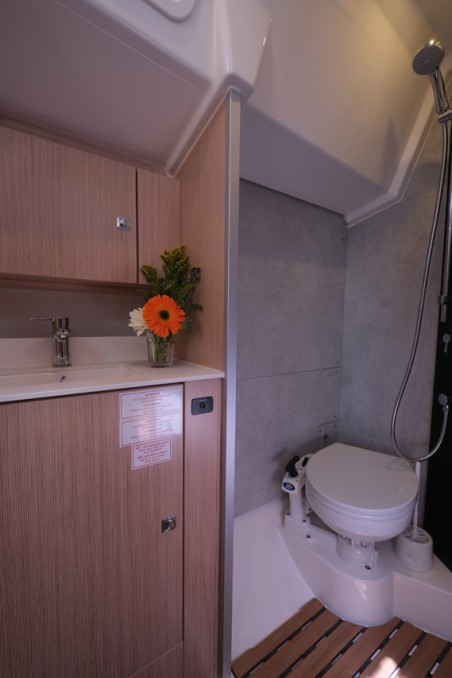 Bavaria Yachtbau Bavaria C38 Coral