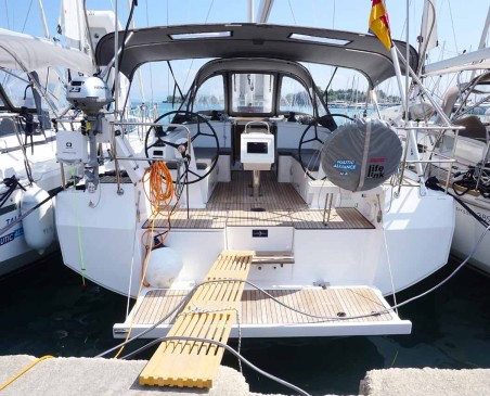 Bavaria Yachtbau Bavaria C38 Elaia