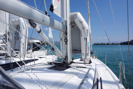 Bavaria Yachtbau Bavaria C38 Elaia