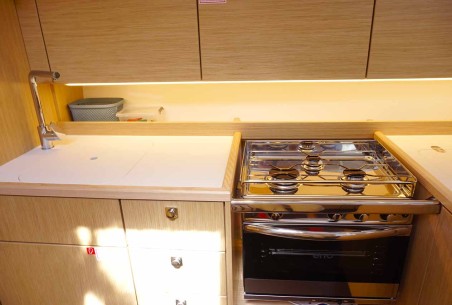 Bavaria Yachtbau Bavaria C38 Elaia