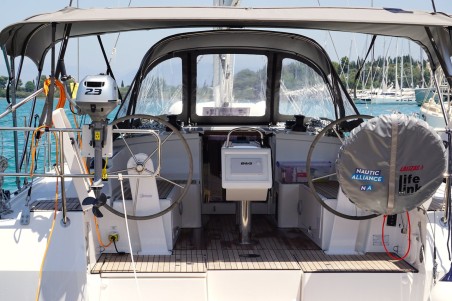 Bavaria Yachtbau Bavaria C38 Eleni