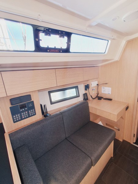 Bavaria Yachtbau Bavaria C38 Infinity