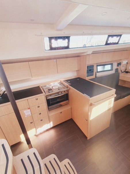 Bavaria Yachtbau Bavaria C38 Infinity