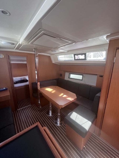 Bavaria Yachtbau Bavaria C38 Mojito