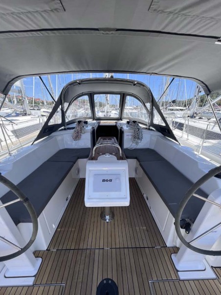 Bavaria Yachtbau Bavaria C38 Nembus