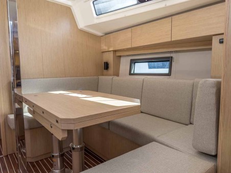 Bavaria Yachtbau Bavaria C38 Penelope