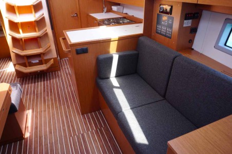 Bavaria Yachtbau Bavaria C38 Talia