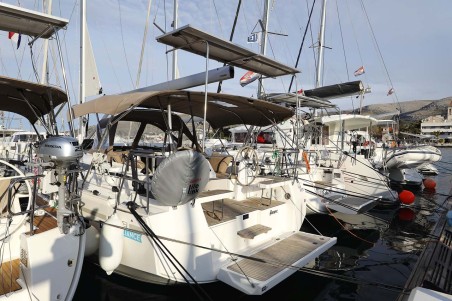 Bavaria Yachtbau Bavaria C38 Style Amore